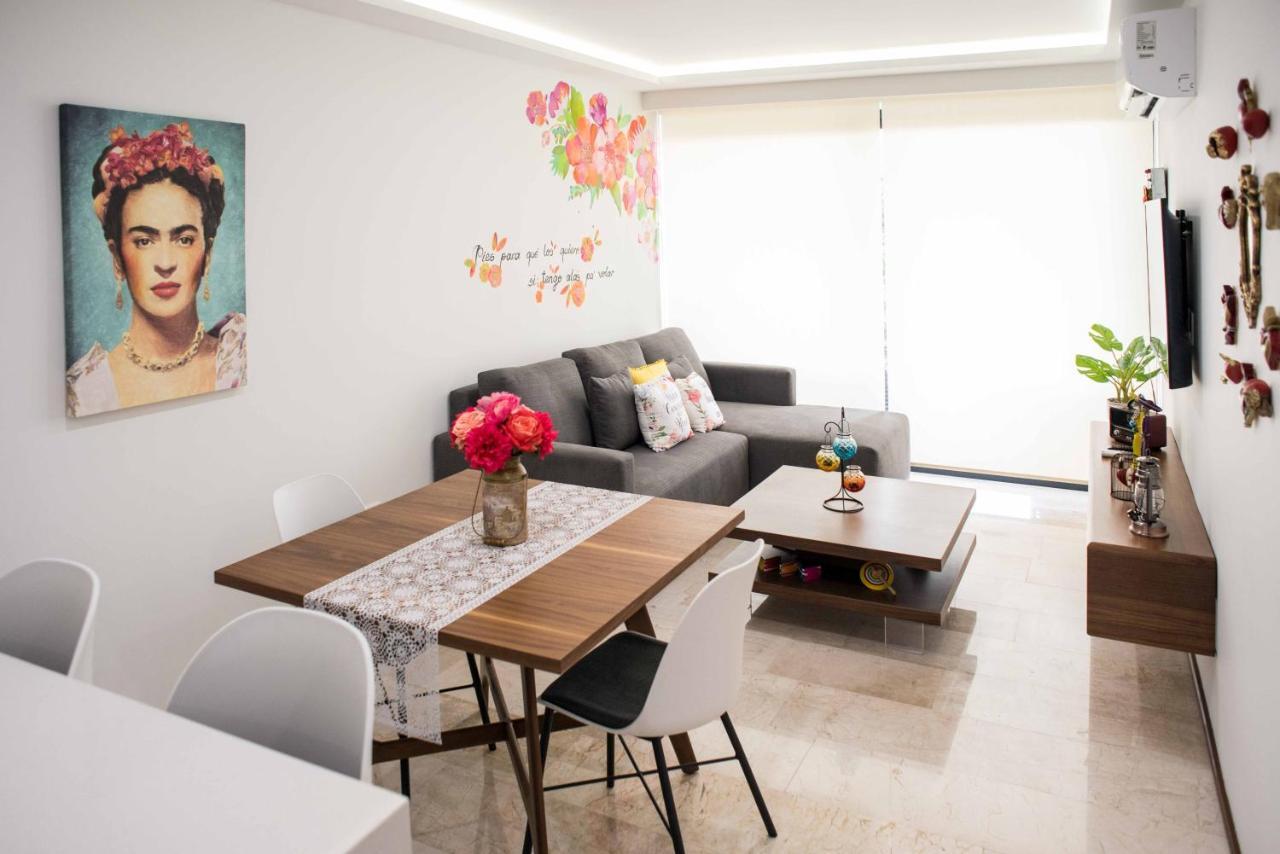 One Paralia Boutique